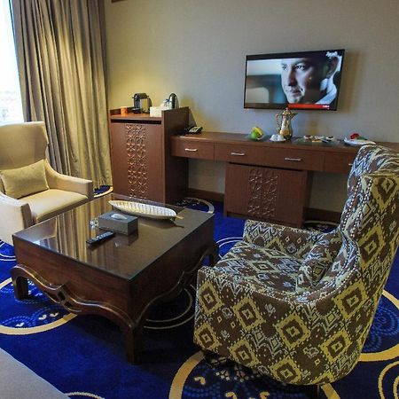 Swiss In Tabuk Hotel Ngoại thất bức ảnh