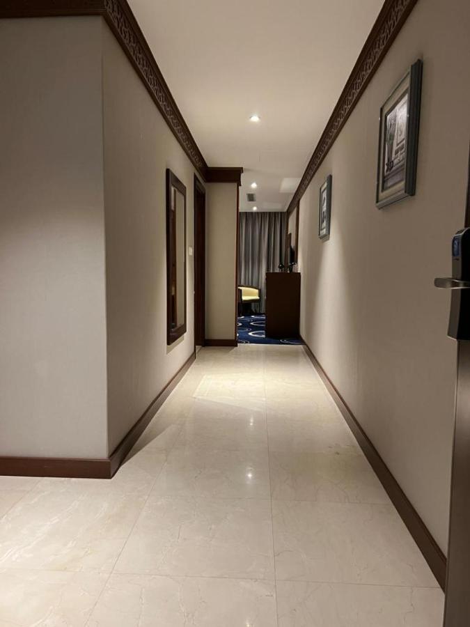 Swiss In Tabuk Hotel Ngoại thất bức ảnh