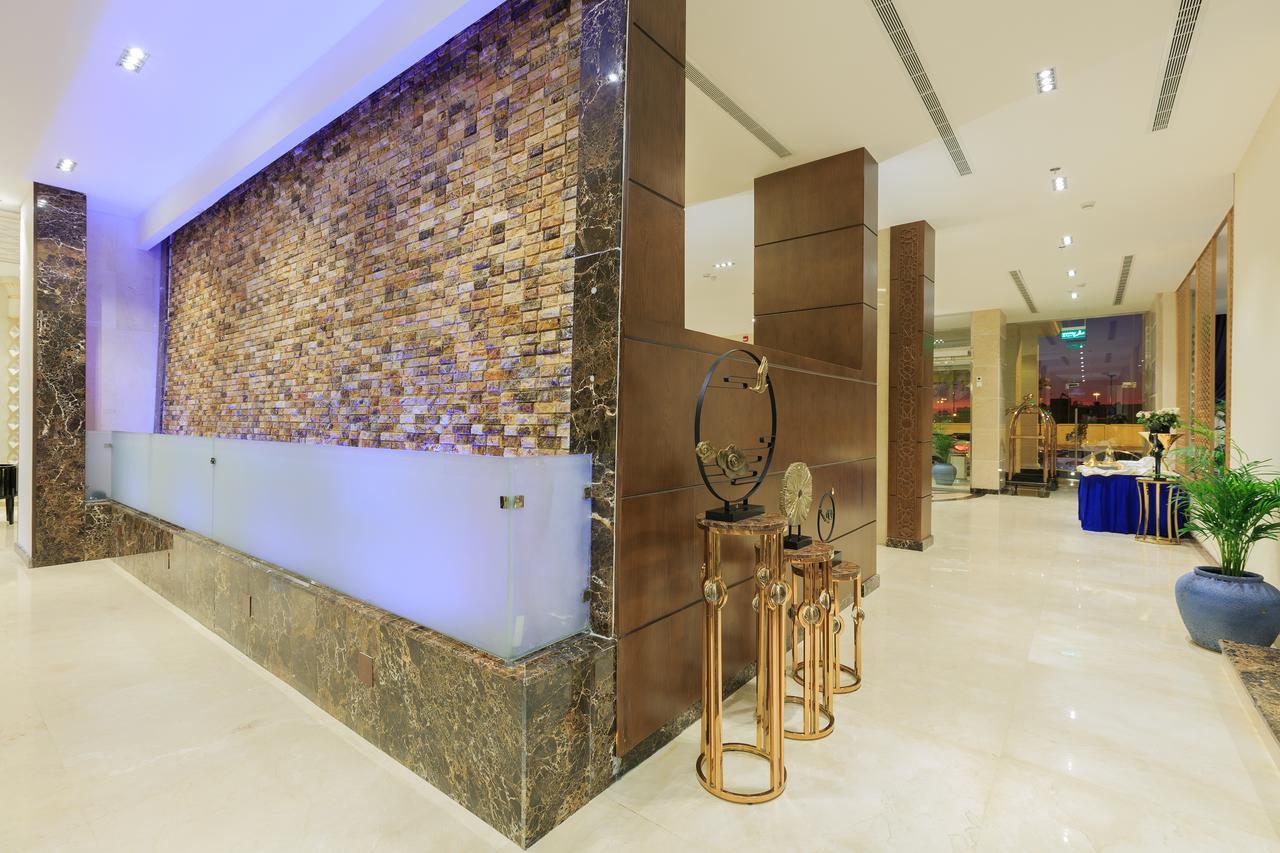 Swiss In Tabuk Hotel Ngoại thất bức ảnh