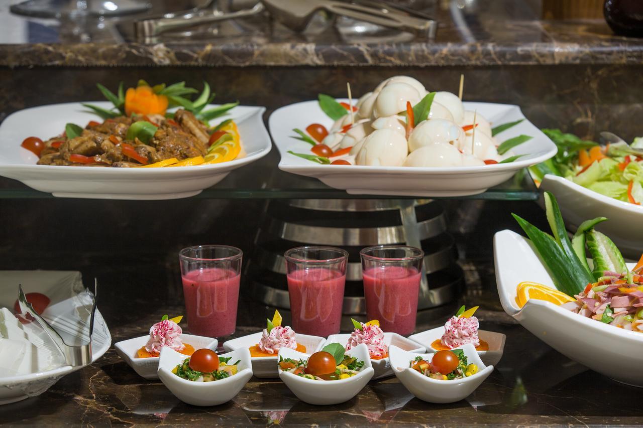 Swiss In Tabuk Hotel Ngoại thất bức ảnh