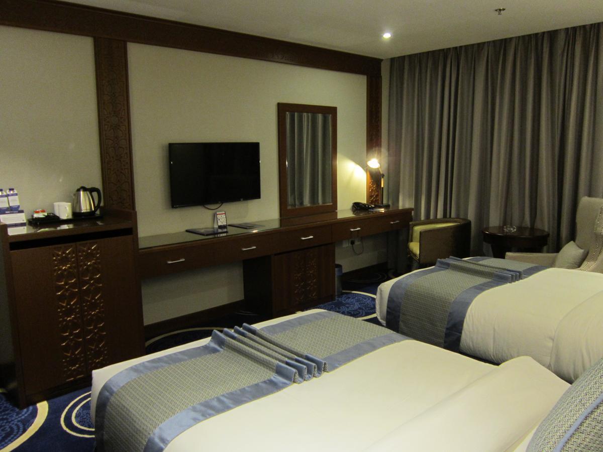 Swiss In Tabuk Hotel Ngoại thất bức ảnh