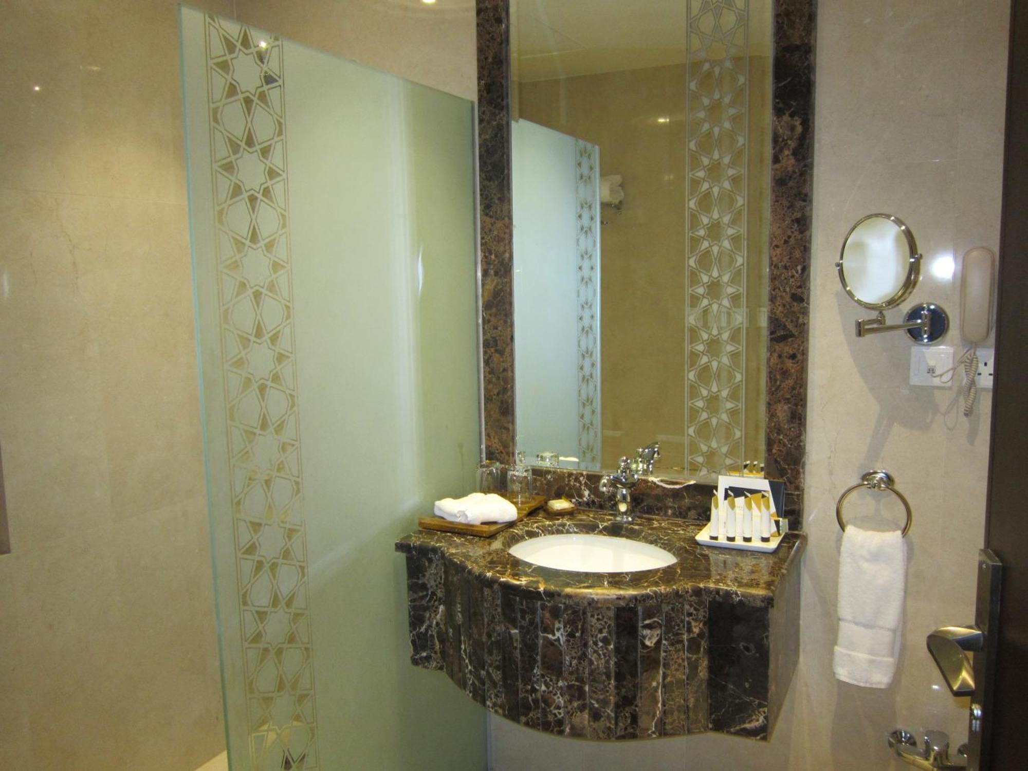 Swiss In Tabuk Hotel Ngoại thất bức ảnh